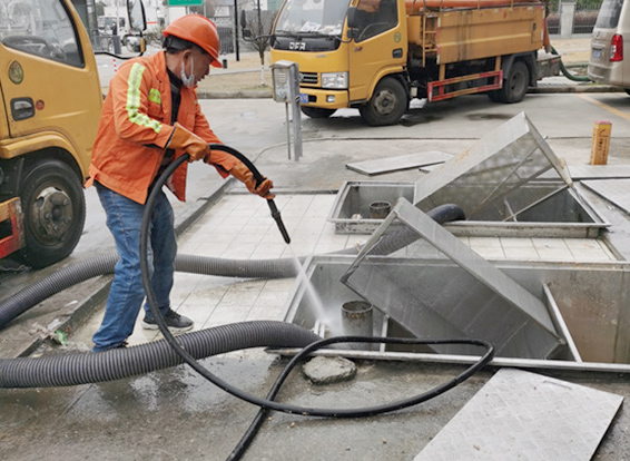 郑场镇隔油池清理